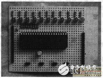 基于AT89S52的汽車組合開關(guān)檢測(cè)裝置的設(shè)計(jì)方案解析