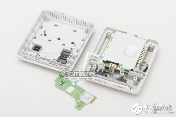 情懷主機(jī)迷你SFC拆解圖曝光 硬件與迷你FC驚人相似