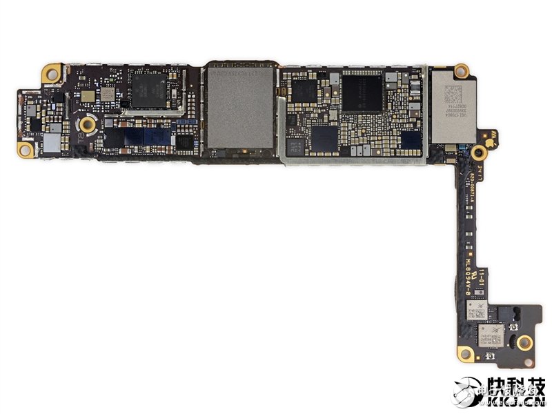 iPhone 8完全拆解：罕見2GB內存造就奇跡！