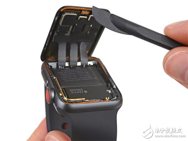 Apple Watch 3蜂窩網絡版拆解：芯片壞了不好修