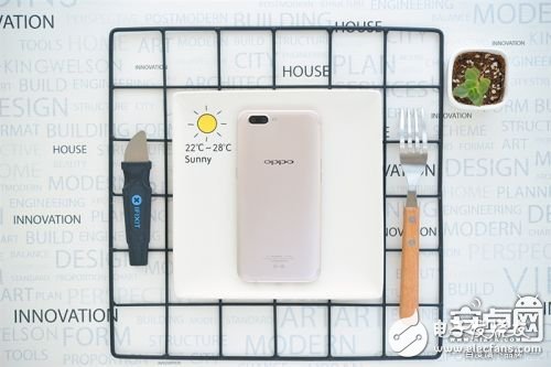 2999元！OPPO R11拆解：居然具備生活防水？(組圖)